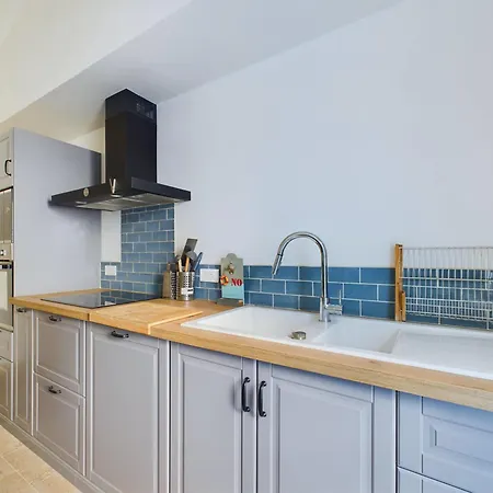 Casa de Férias 400m De La Mer, Belle Pour 8 Avec Jardin *